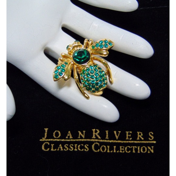 Joan Rivers Jewelry - VTG Joan Rivers Crystal Green Emerald BIRTHSTONE BEE BROOCH Pin May Birthday